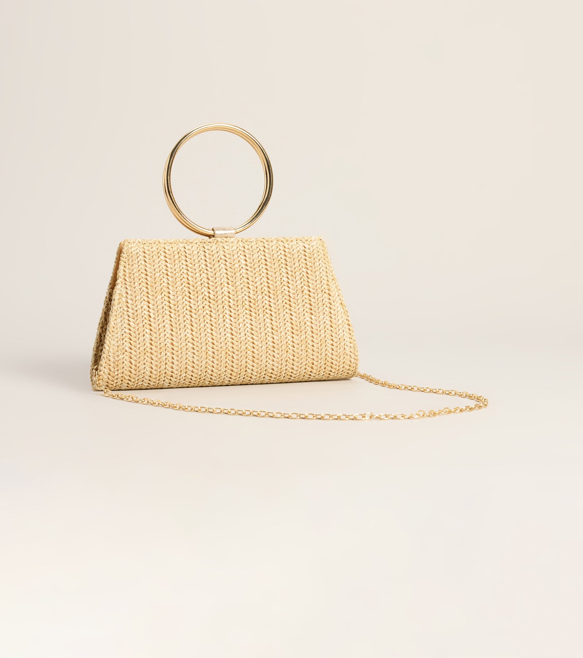 Chic On Arrival O-Ring Straw Clutch